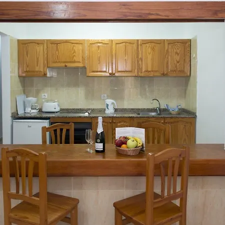 Labranda Playa Club 2* Puerto del Carmen (Lanzarote)